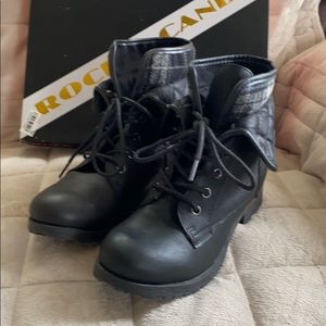 Rock and Candy Spraypaint-Q Boots